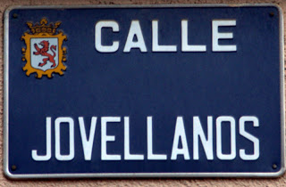 Calle Jovellanos placa