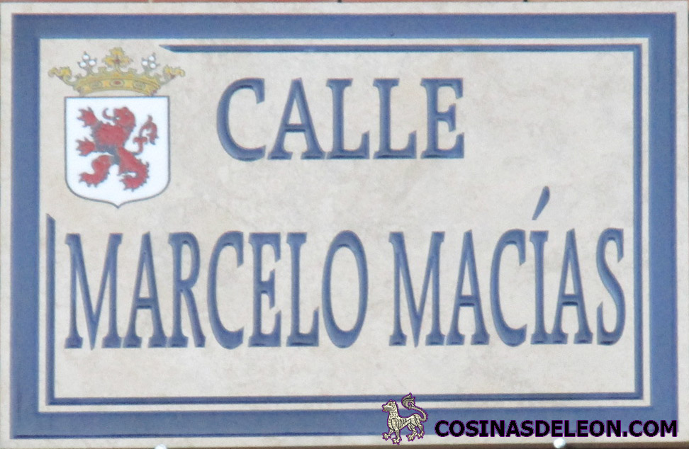 Calle Marcelo Macías placa
