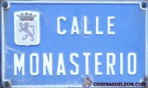 calle Monasterio placa